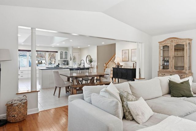 10405 99th Place N, Maple Grove, MN 55369