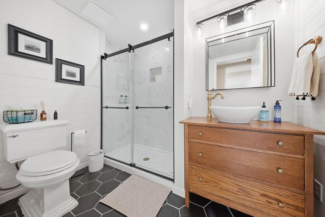 10405 99th Place N, Maple Grove, MN 55369