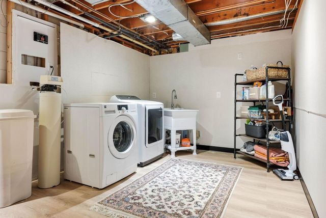 10405 99th Place N, Maple Grove, MN 55369