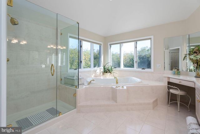 128 BUTLER RD, Franklin Park, NJ 08823