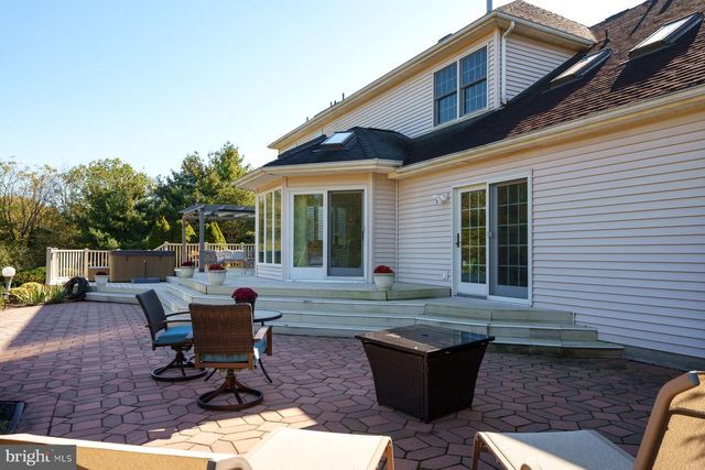 128 BUTLER RD, Franklin Park, NJ 08823