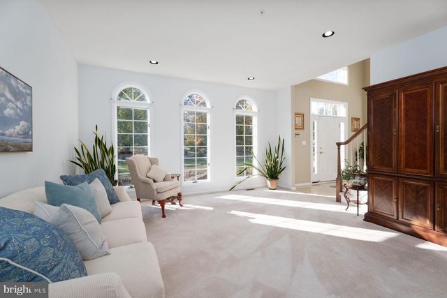 128 BUTLER RD, Franklin Park, NJ 08823