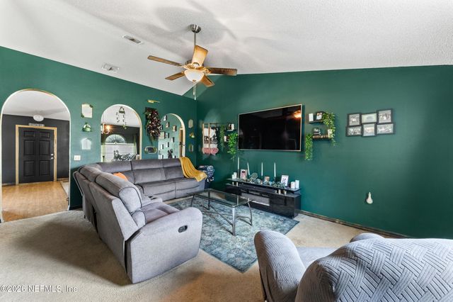 7187 OXFORDSHIRE Avenue, Jacksonville, FL 32219