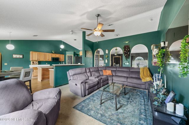 7187 OXFORDSHIRE Avenue, Jacksonville, FL 32219