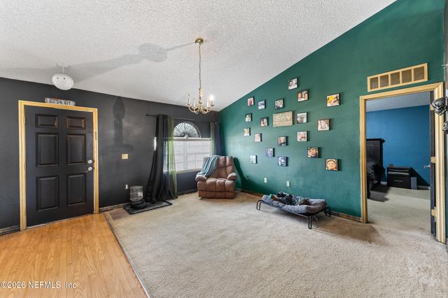 7187 OXFORDSHIRE Avenue, Jacksonville, FL 32219