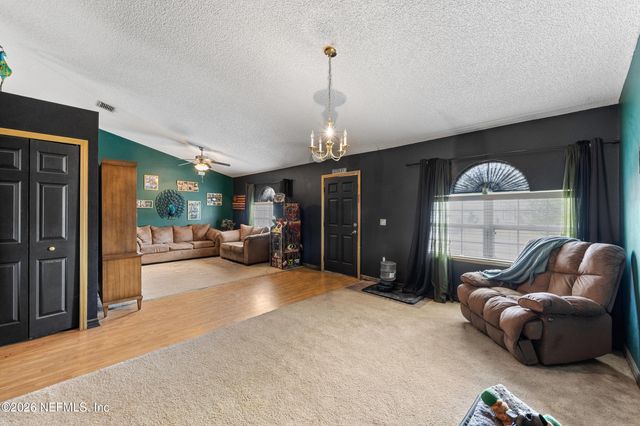 7187 OXFORDSHIRE Avenue, Jacksonville, FL 32219