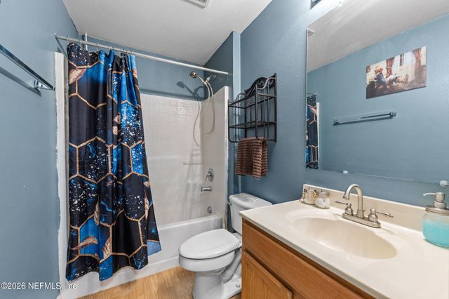 7187 OXFORDSHIRE Avenue, Jacksonville, FL 32219