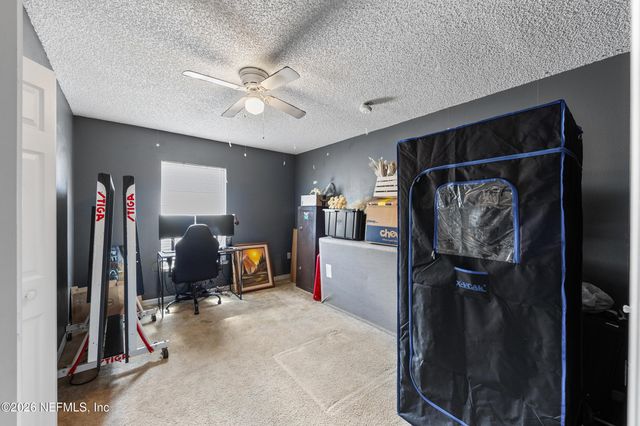 7187 OXFORDSHIRE Avenue, Jacksonville, FL 32219