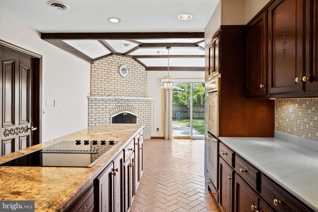 1205 GOLF RD, Cinnaminson, NJ 08077