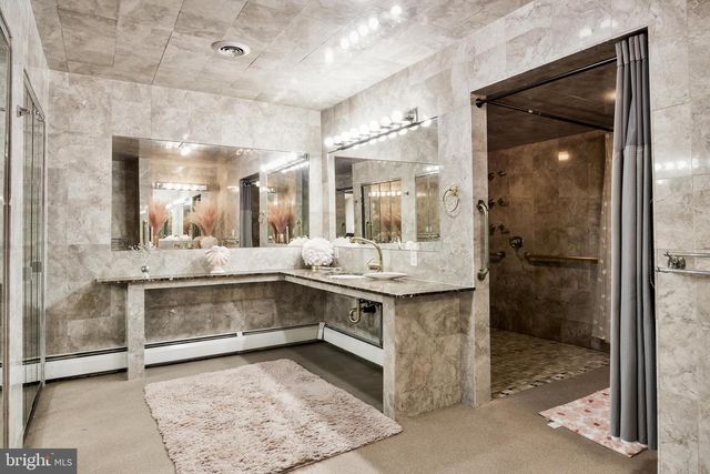 1205 GOLF RD, Cinnaminson, NJ 08077