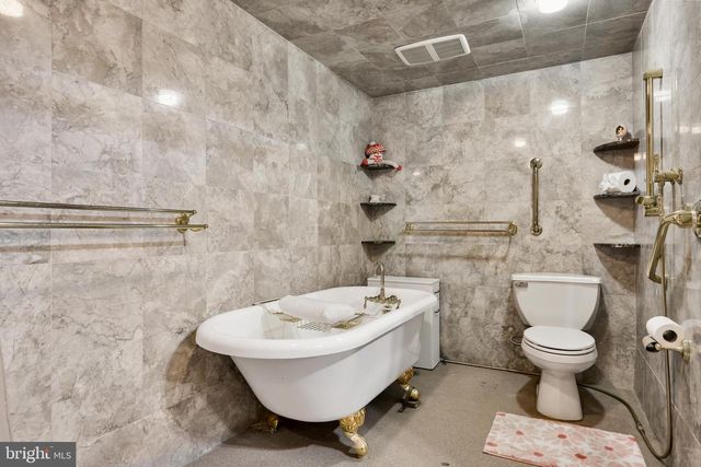 1205 GOLF RD, Cinnaminson, NJ 08077