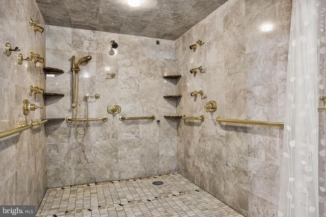 1205 GOLF RD, Cinnaminson, NJ 08077