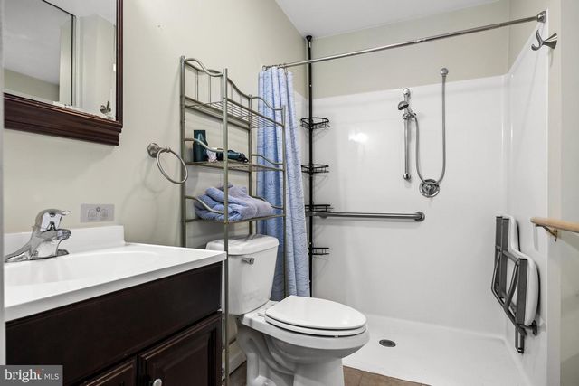 1205 GOLF RD, Cinnaminson, NJ 08077