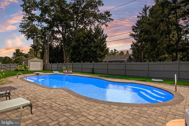 1205 GOLF RD, Cinnaminson, NJ 08077