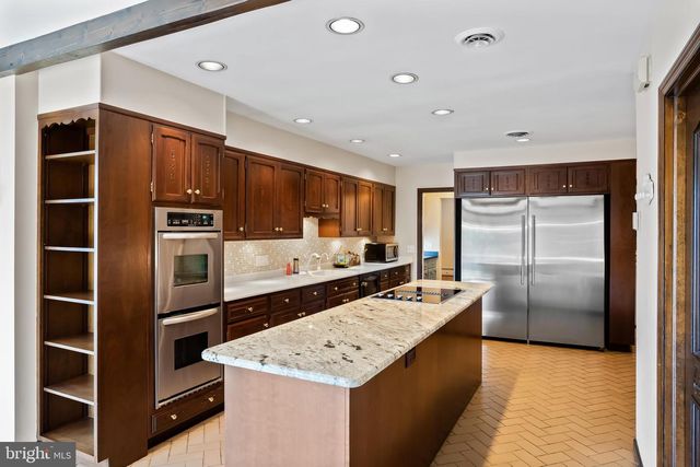 1205 GOLF RD, Cinnaminson, NJ 08077