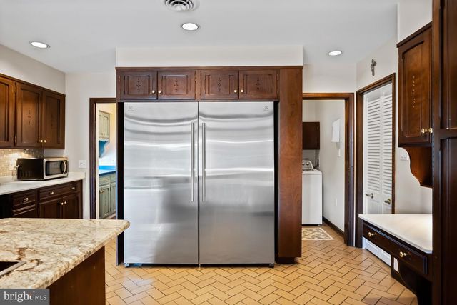 1205 GOLF RD, Cinnaminson, NJ 08077