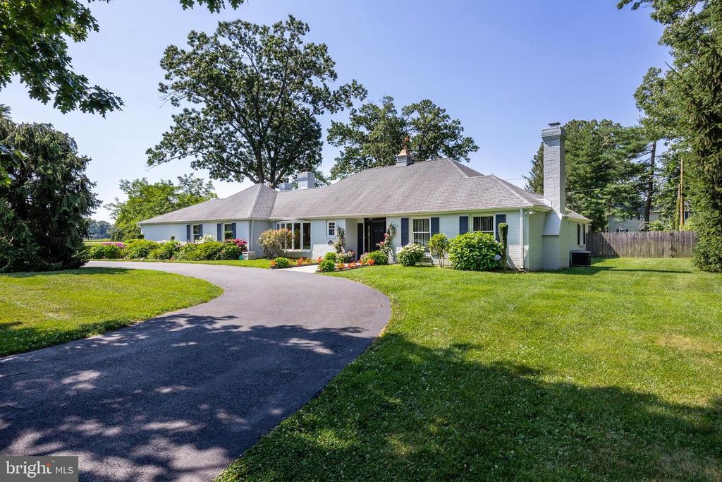 1205 GOLF RD, Cinnaminson, NJ 08077
