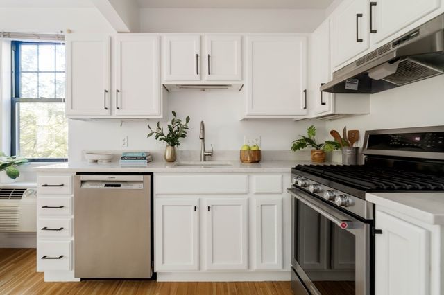 241-255 River Street 6, Cambridge, MA 02139
