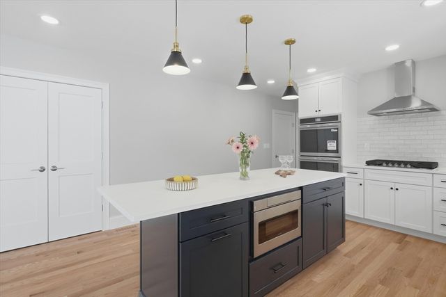 181 Pine Street, Tewksbury, MA 01876