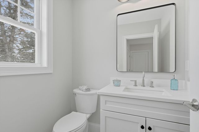 181 Pine Street, Tewksbury, MA 01876