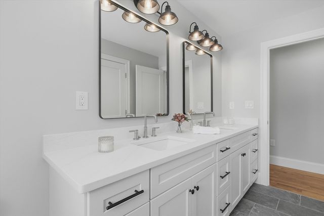 181 Pine Street, Tewksbury, MA 01876