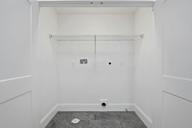 181 Pine Street, Tewksbury, MA 01876