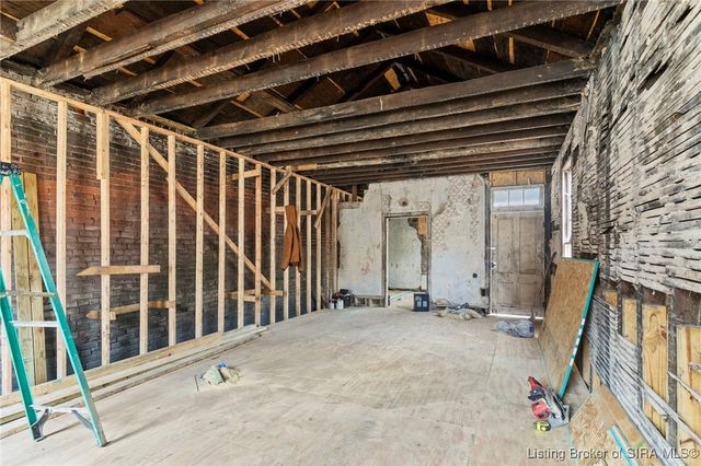 707 Walnut Street, Madison, IN 47250