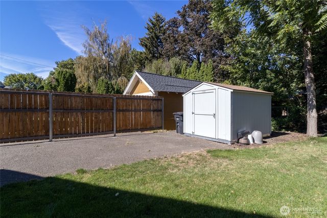 609 Pleasant Street, Walla Walla, WA 99362