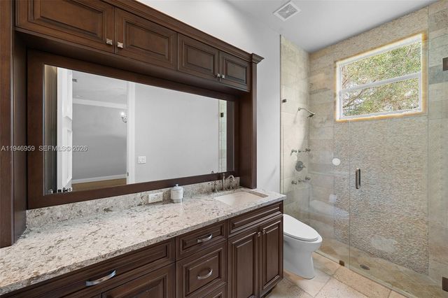 12401 N Stonebrook Circle, Davie, FL 33330