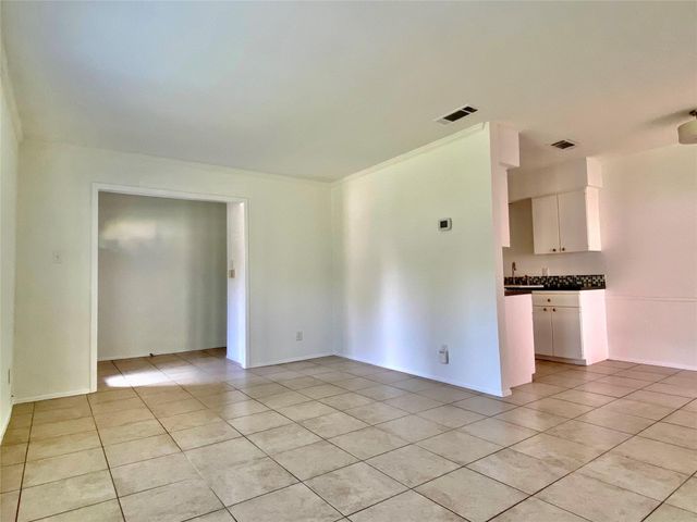 2528 Berkett DR, Austin, TX 78745