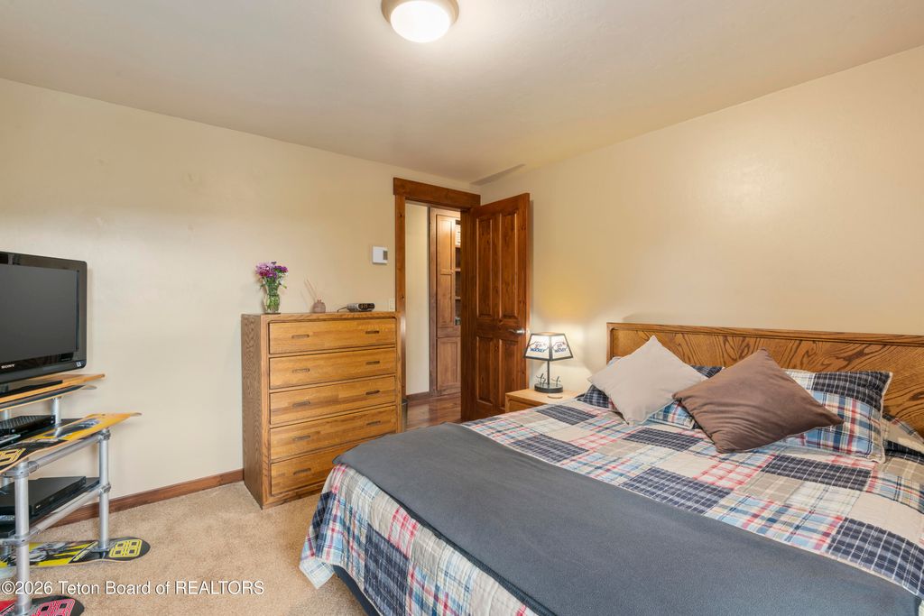 210 SPRUCE DRIVE, Jackson, WY 83001 photo 21
