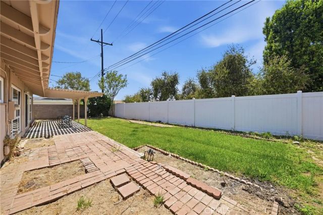 5041 Ridglea Avenue, Buena Park, CA 90621
