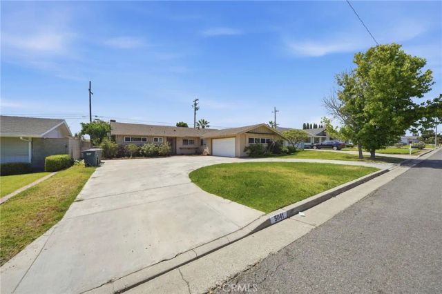 5041 Ridglea Avenue, Buena Park, CA 90621