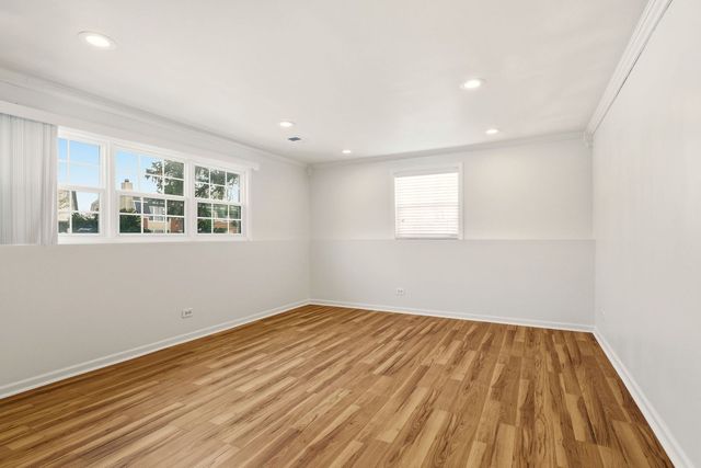 1432 Mitchell Trail, Elk Grove Village, IL 60007