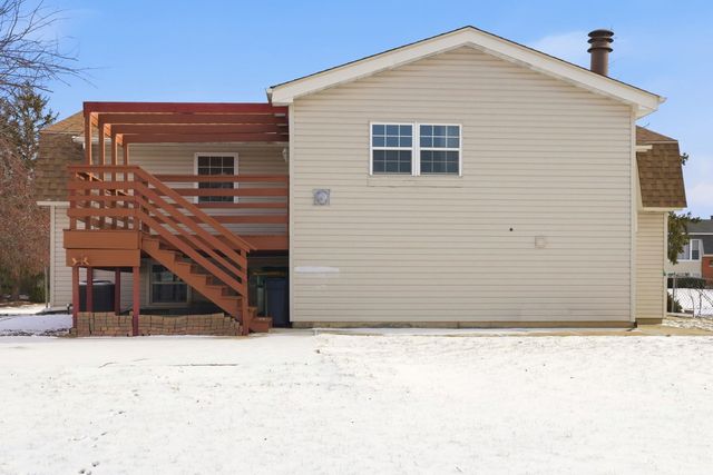 1432 Mitchell Trail, Elk Grove Village, IL 60007