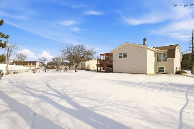 1432 Mitchell Trail, Elk Grove Village, IL 60007