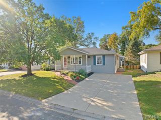 416 Bollman Avenue, Edwardsville, IL 62025