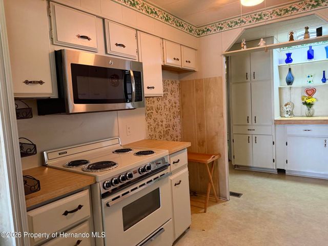 8109 Little Tee Lane, Brooksville, FL 34613