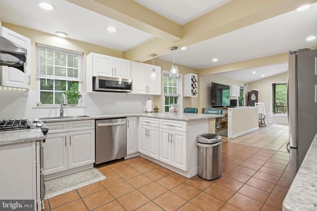 301 RIVERVIEW RD, Swarthmore, PA 19081