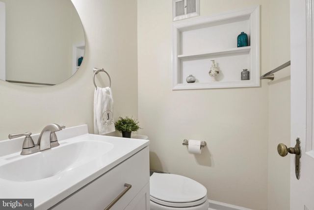 301 RIVERVIEW RD, Swarthmore, PA 19081