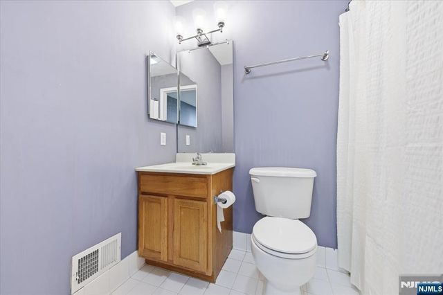 39 Union Street 402, Hackensack, NJ 07601
