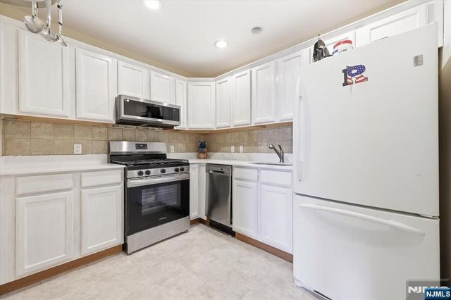 39 Union Street 402, Hackensack, NJ 07601