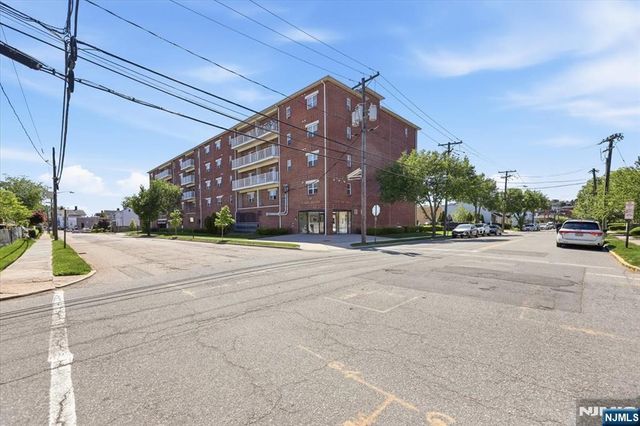 39 Union Street 402, Hackensack, NJ 07601