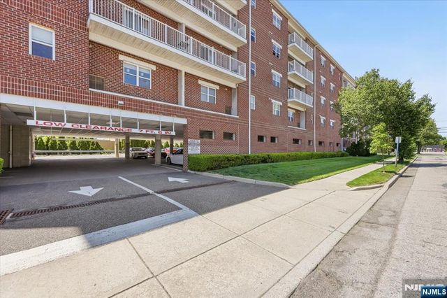 39 Union Street 402, Hackensack, NJ 07601