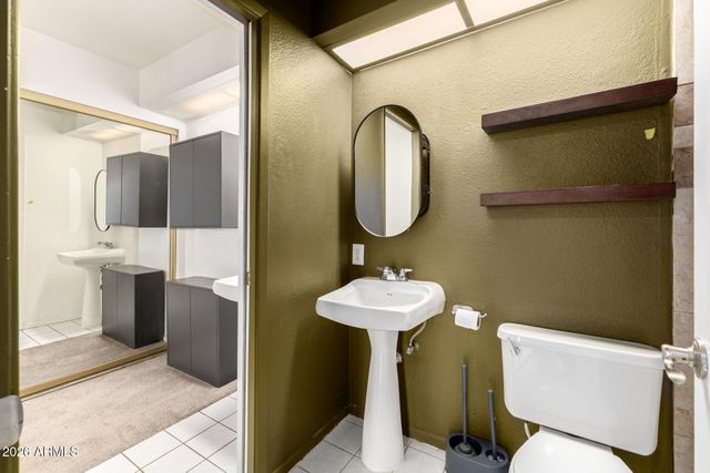 925 N COLLEGE Avenue G225, Tempe, AZ 85288