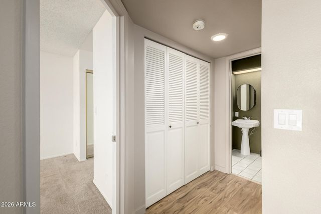 925 N COLLEGE Avenue G225, Tempe, AZ 85288