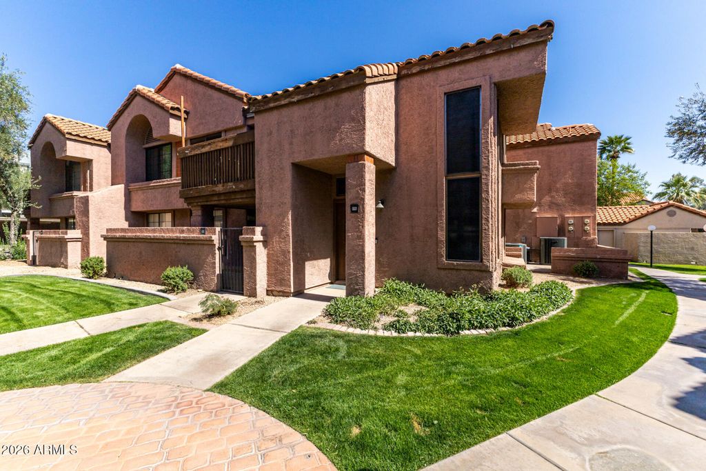 925 N COLLEGE Avenue G225, Tempe, AZ 85288