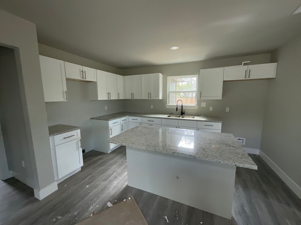 6051 Meandering Road, Fort Worth, TX 76114 — photo 2