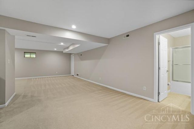 8422 Misty Shore Drive, West Chester, OH 45069