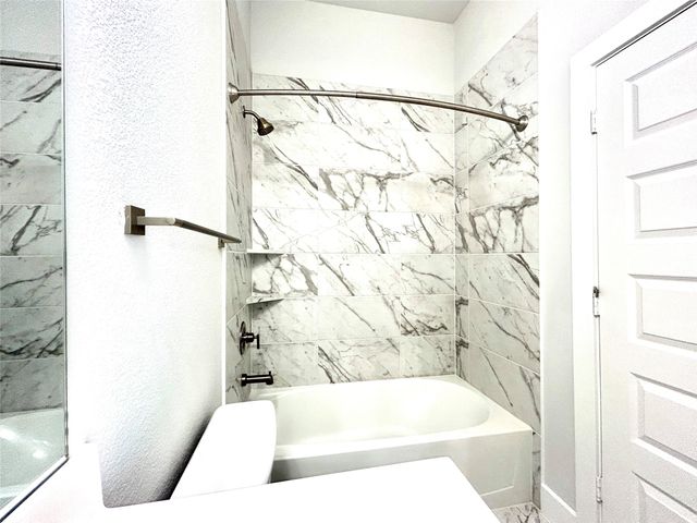 2501 Ascension Boulevard 621, Arlington, TX 76006